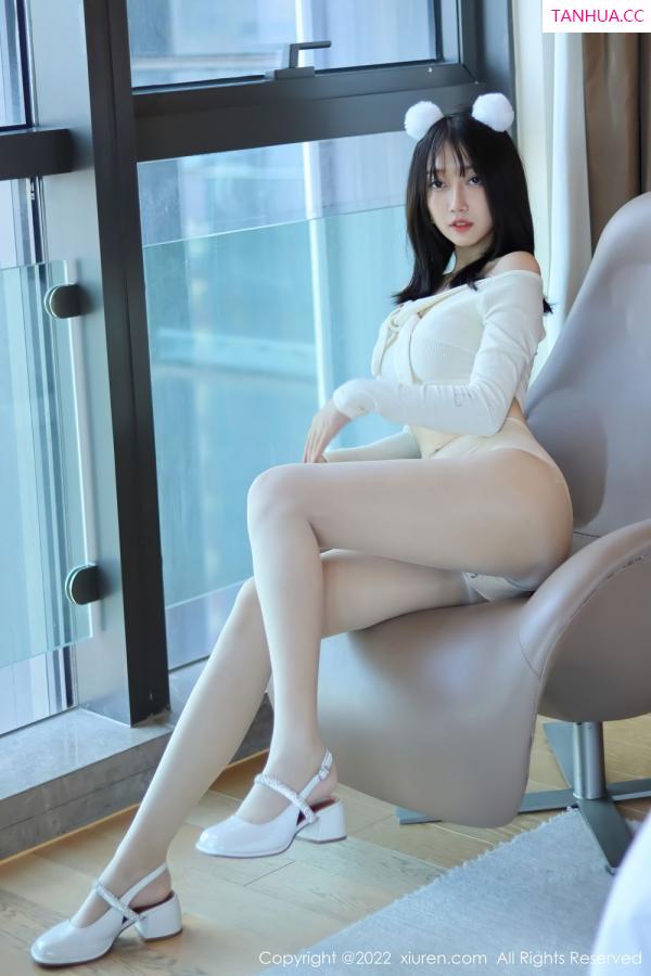 玥儿玥  [XiuRen]高清写真图 2022.09.16 No.5598 玥儿玥er第4张图片